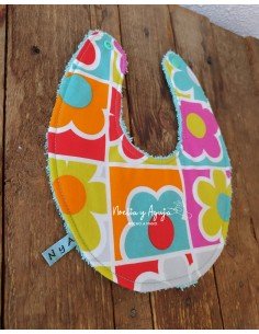 Babero cuadros flores 2